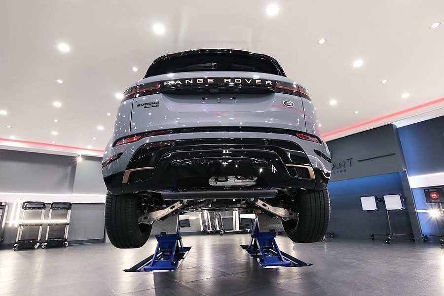 Range Rover Evoque Undercarriage