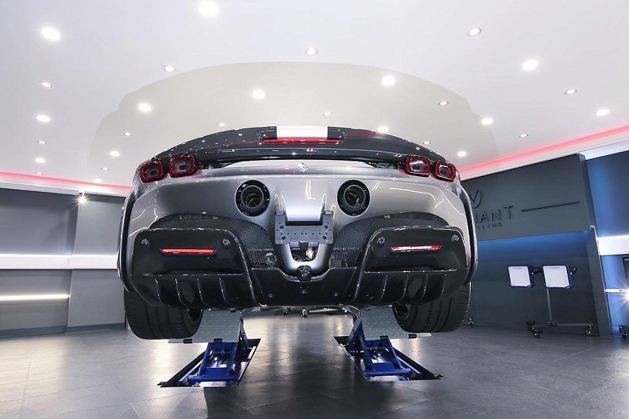 Ferrari SF90 Spider Rear Diffuser