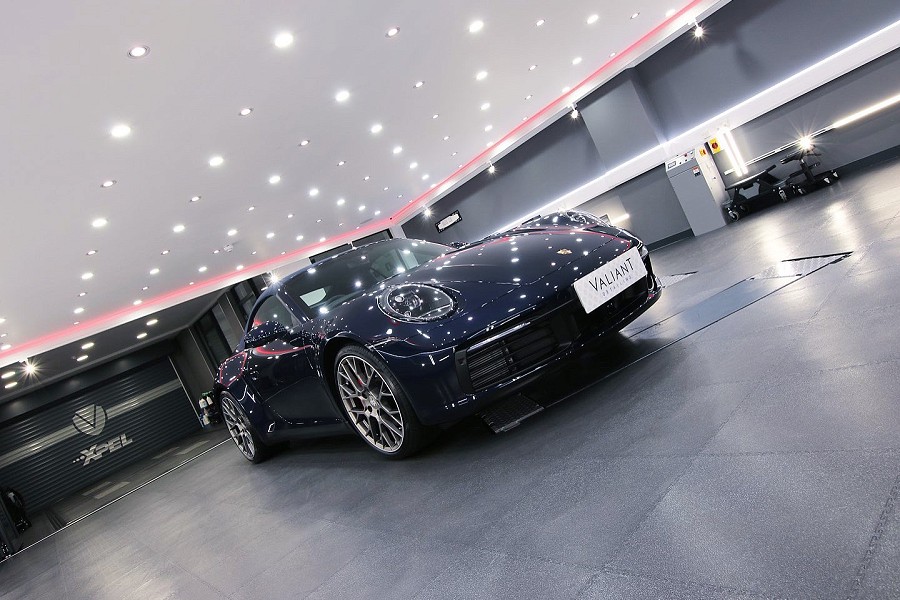 Porsche 911 C4S Cabriolet Image 2