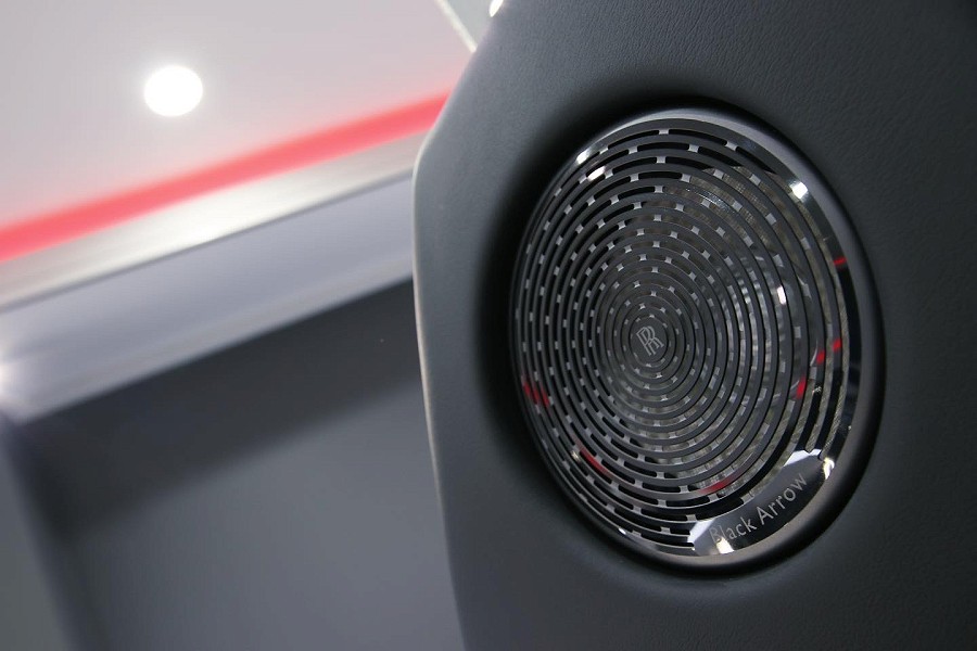 Rolls Royce Wraith Black Arrow Speaker