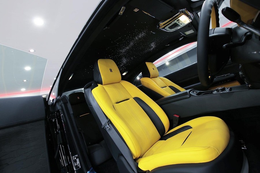 Rolls Royce Wraith Black Arrow Interior Detail