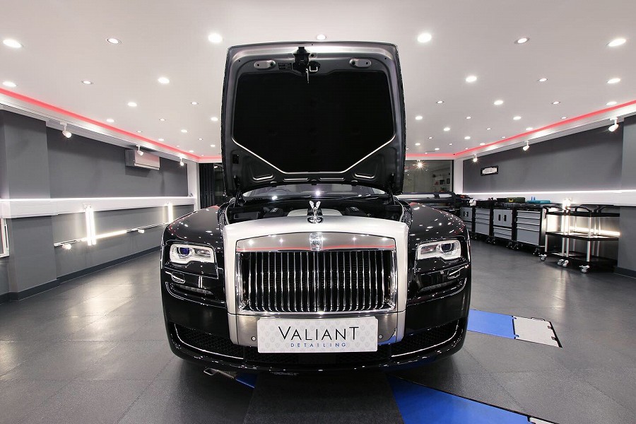 Rolls Royce Ghost Engine Bay